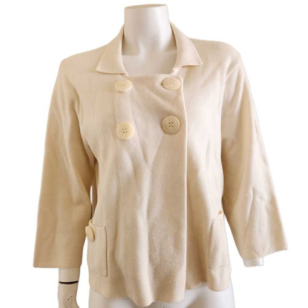 Covington women's Large petticoat cropped cream relaxed 2 button vintage style
